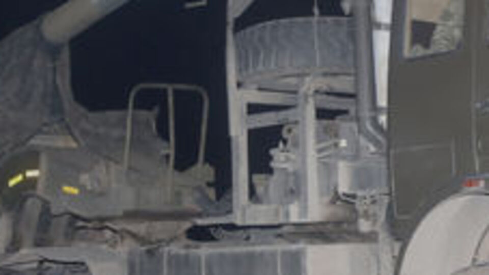 Suriye sınırına askeri sevkiyat sürüyor