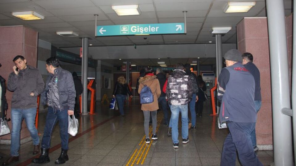 İzmir'de İZBAN seferleri durdu!