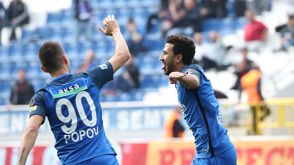 Paşa'nın ilk yarı karnesi