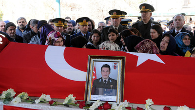 Helikopter şehidi uğurlandı