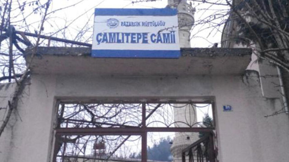 Vicdansızlık! Cami imamı avluda buldu...