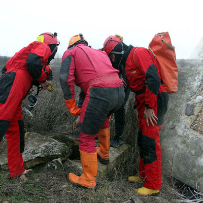 Tarlasını traktörle süren çiftçi bulmuştu! Sırrı çözülüyor