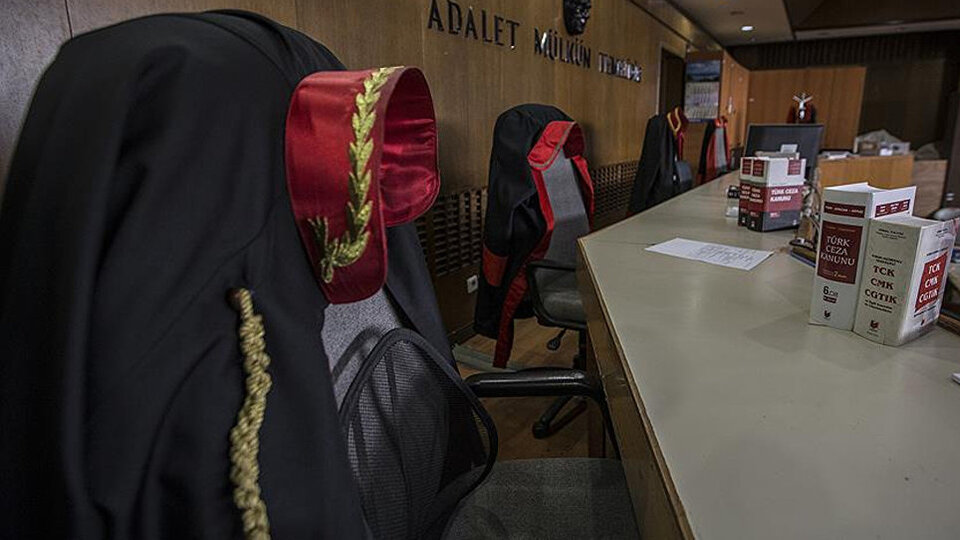 Danıştay sanığı Arslan, avukatını ve vasisini azletti!