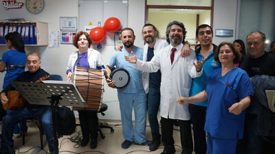 Doktorlar söyledi, hastalar eğlendi