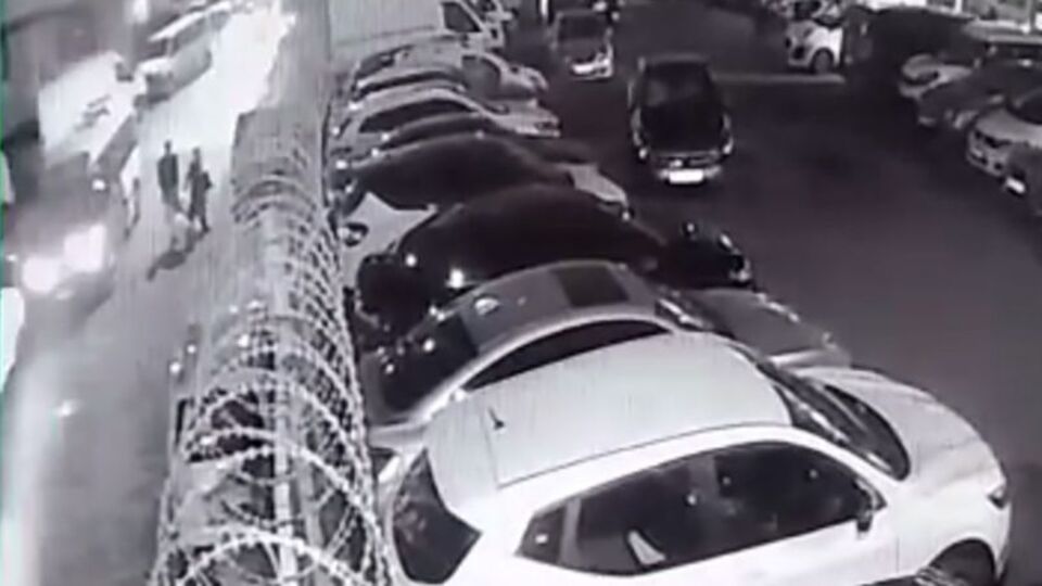 İstanbul'da akılalmaz kaza! Çocuğu için canını verdi!