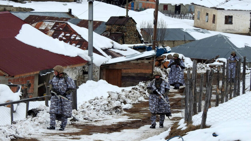 Evler didik didik aranıyor! Jandarmanın en seçkin birliği orada...