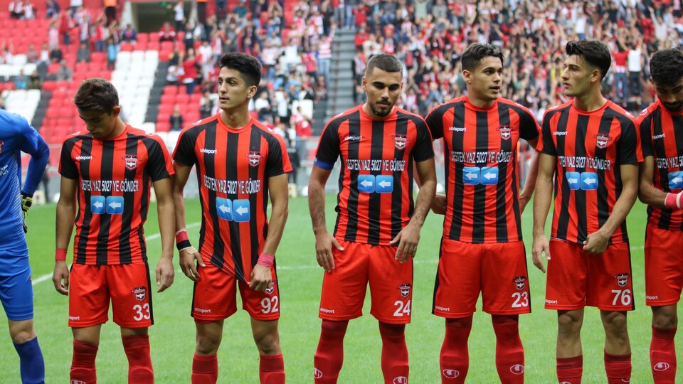 Süper Lig devi amatöre düşüyor!