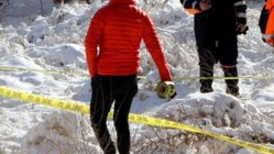 16 gün sonra boş arazide böyle bulundu!