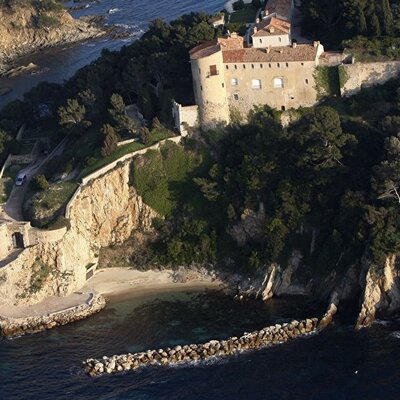 'Sarı Yelekliler'in baskınının ardından Macron'a tatil yok!