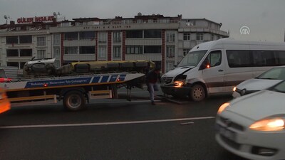 TEM'de faciadan dönüldü! Trafik kilitlendi