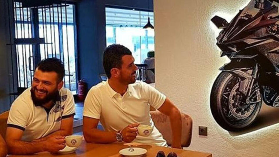 Sofuoğlu'nun danışmanı görevinden ayrıldı