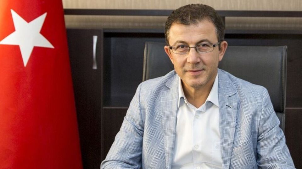 Deniz Köken kimdir?