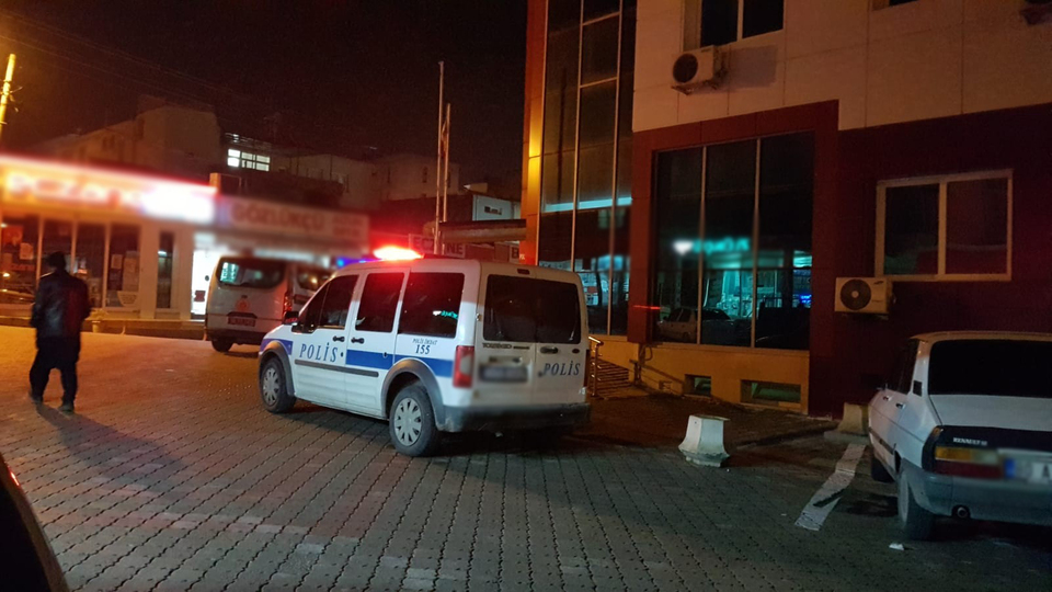 Komşusunu yaraladı! Nezarethanede intihar etti