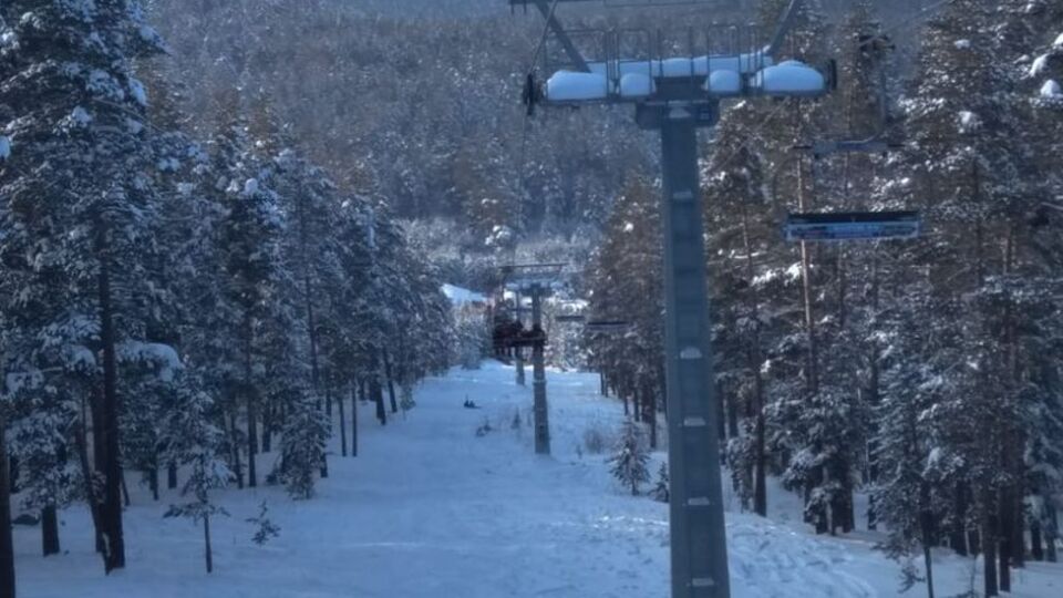 Telesiyej arızalandı! Onlarca kişi mahsur kaldı!