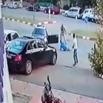 Sokak ortasında dehşet! Vurdu, dövdü, eziyordu!