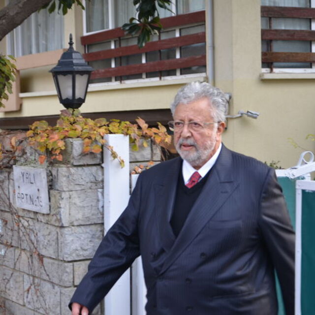 Metin Akpınar mahkemeye başvurdu!