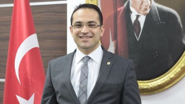 Belediye başkanlığı için futbolcu gibi alt yapıdan yetişti