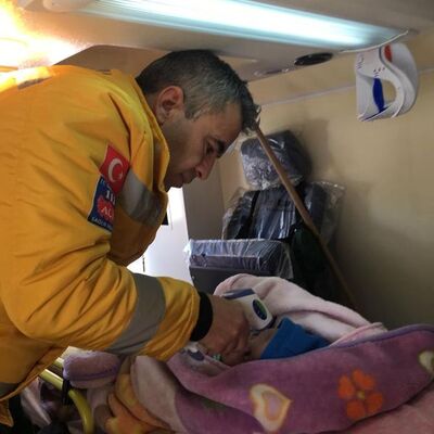 Yollar kardan kapandı! Hüseyin'in nefesi kesildi! Kurtarıldı!