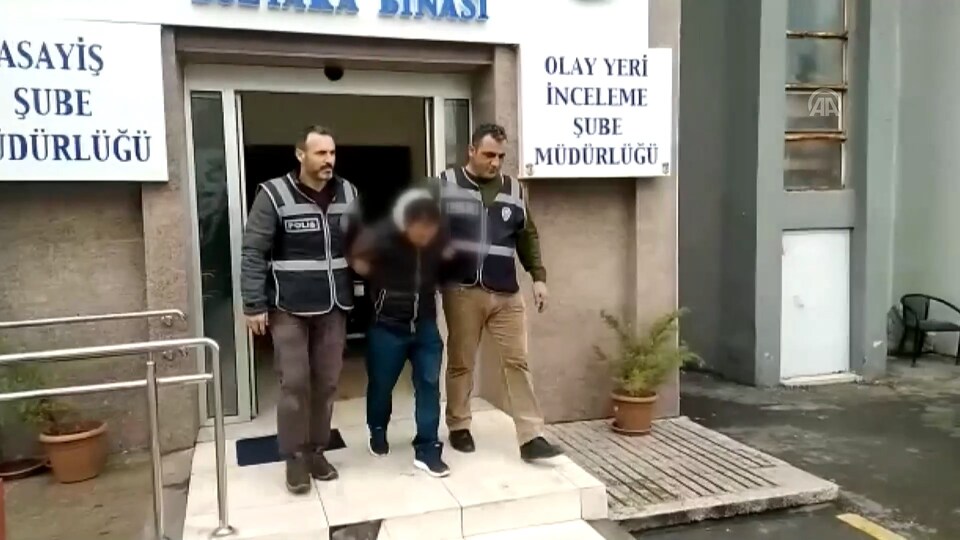 Pişkin hırsız karakola bakın neyle gitti!
