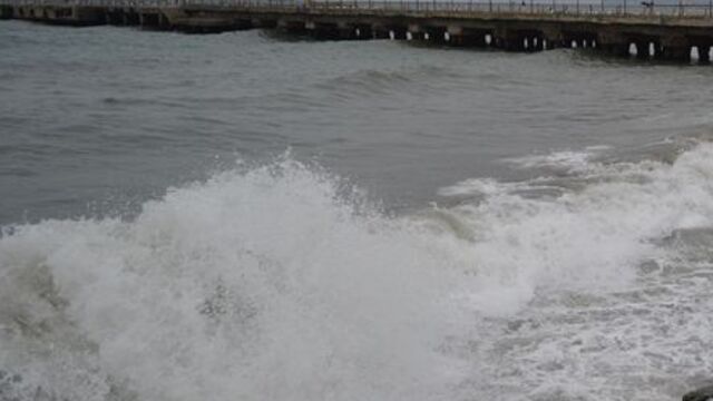Marmara'da deniz ulaşımına poyraz engeli