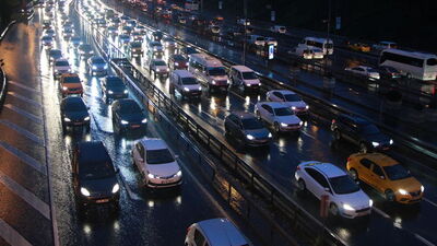 İstanbullular dikkat! Yılın ilk trafik yoğunluğu!