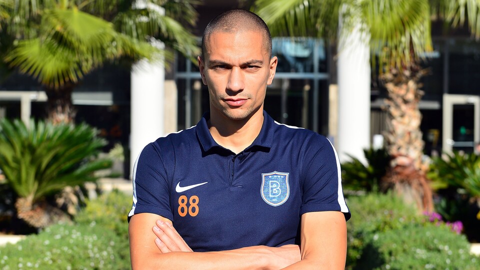 Gökhan İnler'e Napoli'de sevgi seli