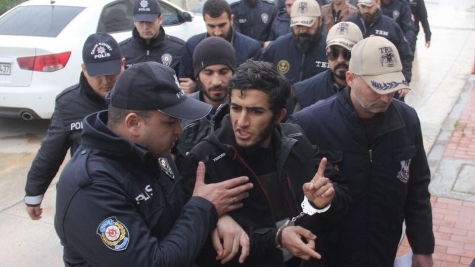 Yılbaşını kana bulayacaklardı! DEAŞ'lı 7 terörist tutuklandı!