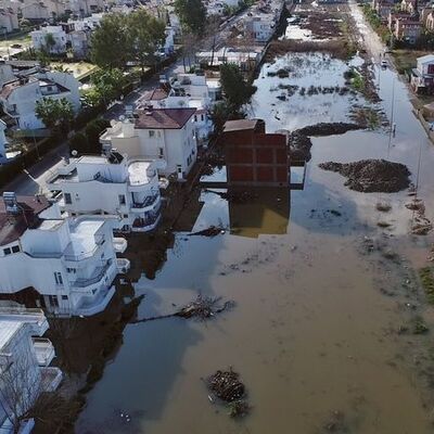 Lüks villalar tanınmaz halde! Ev sahipleri şok oldu