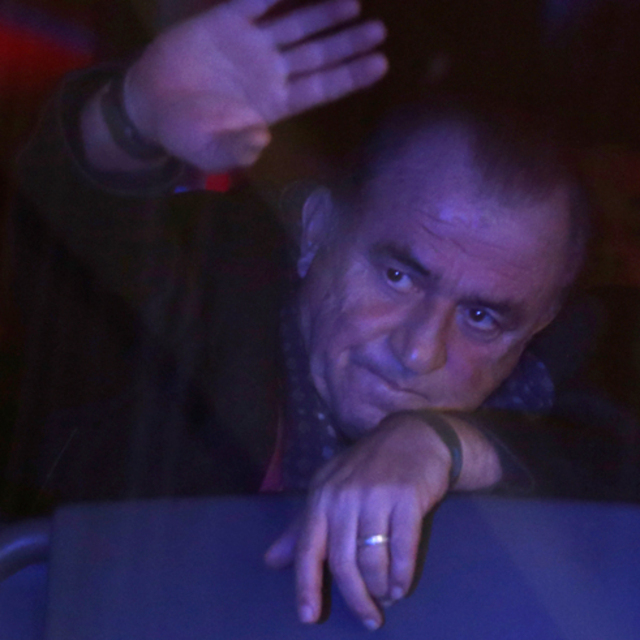 Terim açıkladı: İki yıldızla yollar ayrıldı
