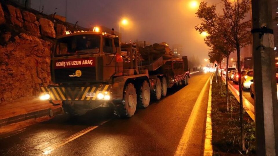 Obüsler, tanklar, ZPT ve ZMA'lar Fırat'ın doğusuna!