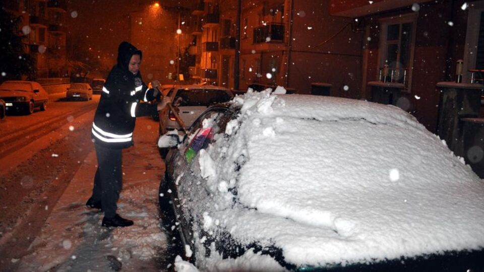 Trakya'da kar başladı, İstanbul'a ilerliyor