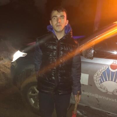 Ormanda kaybolan genç donmak üzereyken bulundu