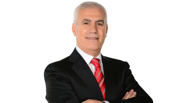 Mustafa Bozbey kimdir?