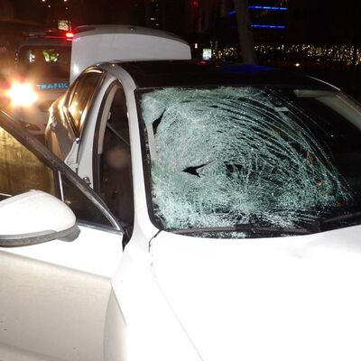 Kolundaki yazıyı görünce donup kaldılar!