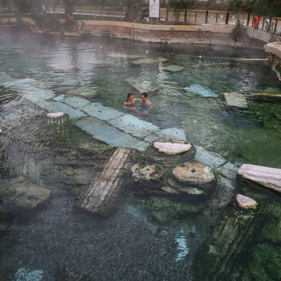 Suyu yaz kış 36 derece! Şifa arayanlar akın akın buraya gidiyor