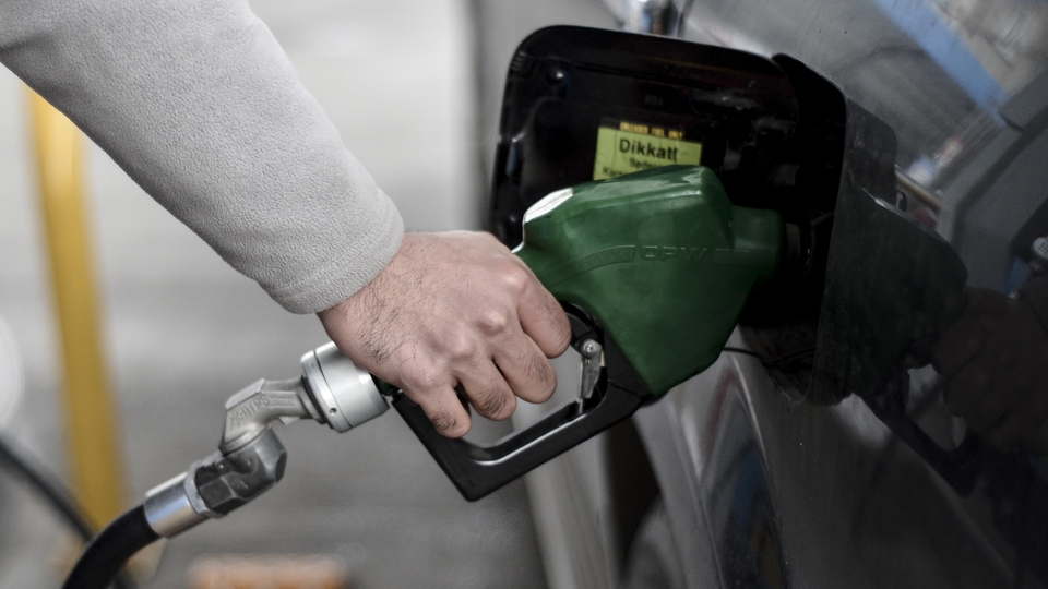 Akaryakıt alışverişini kredi kartıyla yapanlar dikkat...