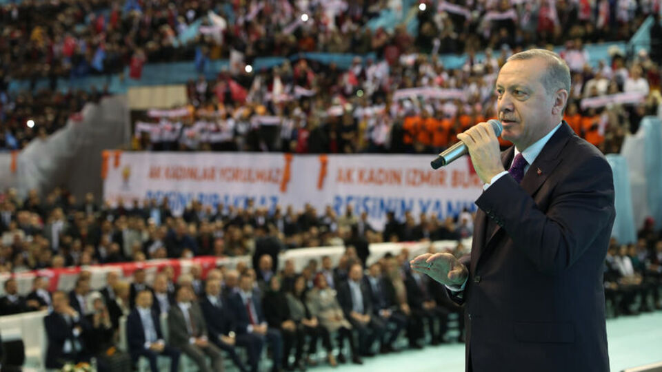 AK Parti'nin İzmir adayları açıklandı