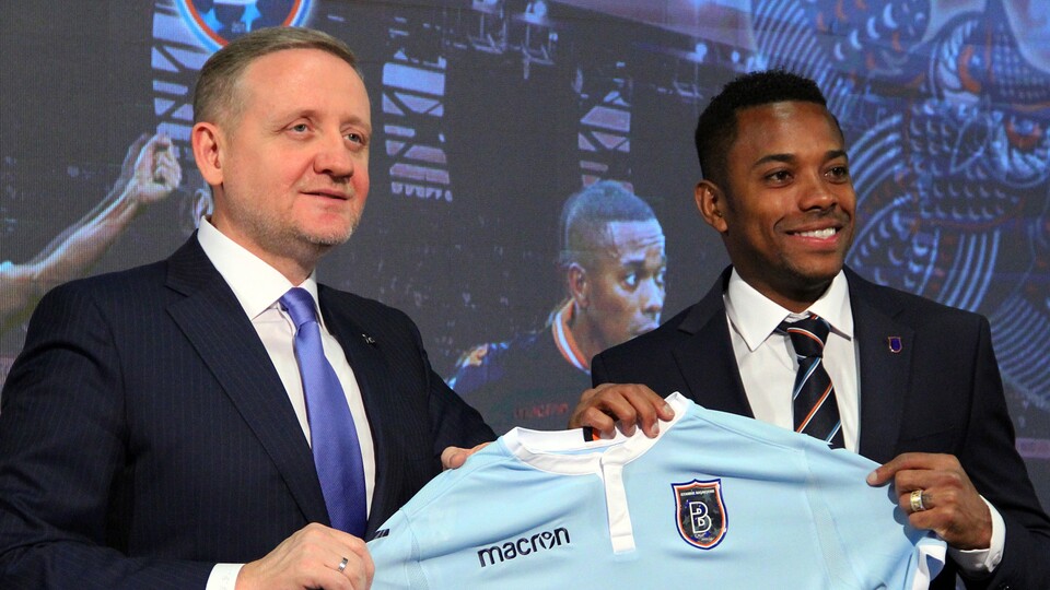 Mecnun Otyakmaz'dan Robinho açıklaması