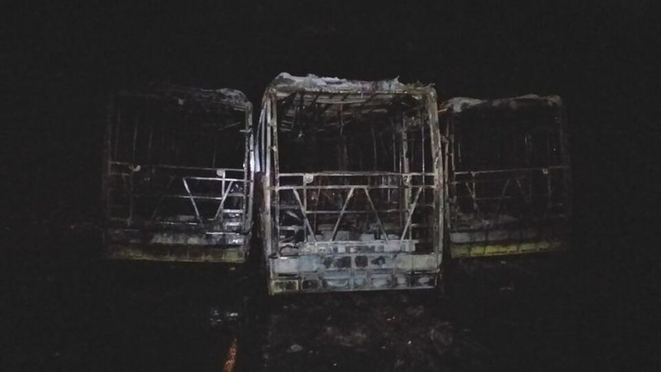Tekirdağ'da 3 otobüs alev alev yandı