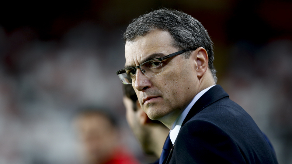 Comolli o isim için İngiltere'de!