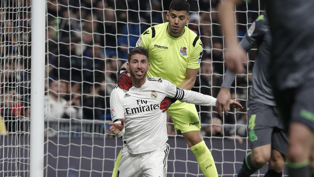 Real Madrid'e evinde şok!