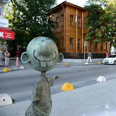 Avanak Avni heykelinin çalan şüpheliden ilginç savunma