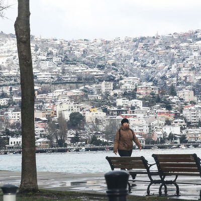 İş çıkışına dikkat! İstanbul'da kar yağışı etkili oluyor