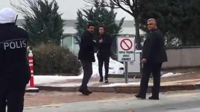 Üniversite'de pompalı dehşet!