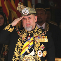 Rus kraliçesi tahtından mı etti?