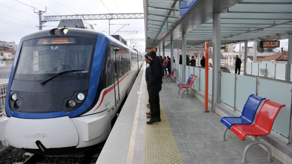 İZBAN'daki grev kararı ertelendi