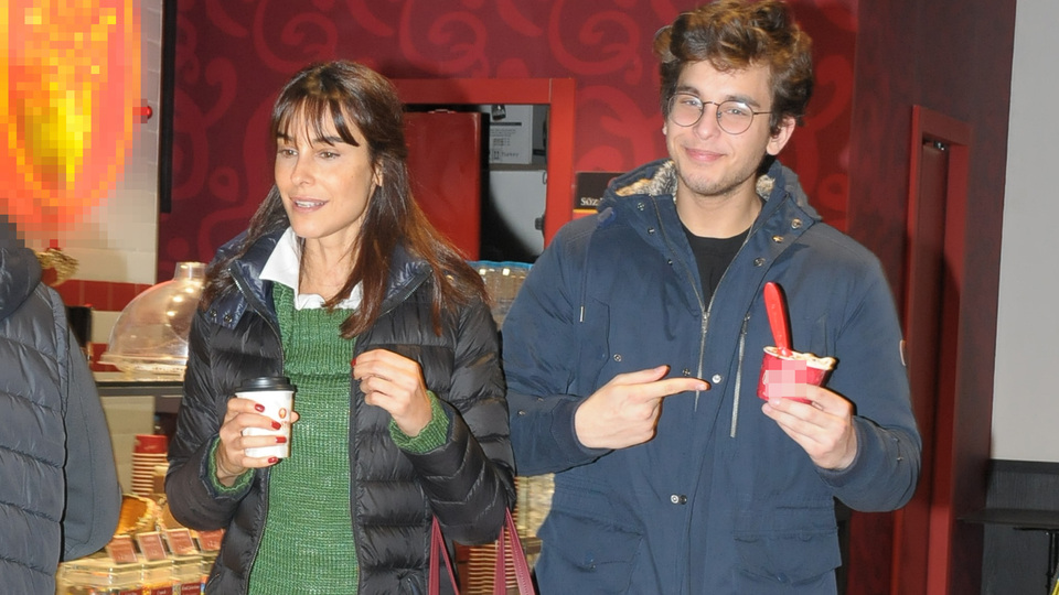 Dondurma ve kahve keyfi