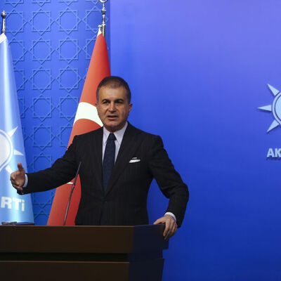 AK Parti Sözcüsü Çelik: Türkiye'ye ders vermek kimsenin haddine değil!