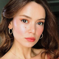 Takipçisine fena patladı: Sen kimsin!