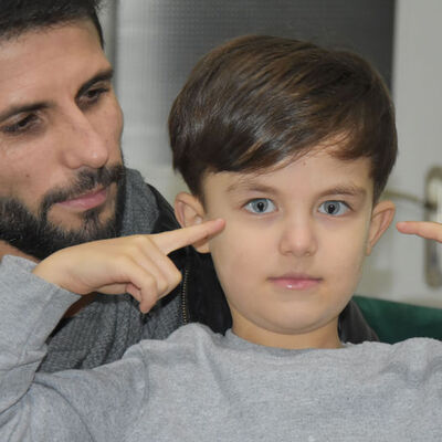 Gözlerini görenler hayrete düşüyor!